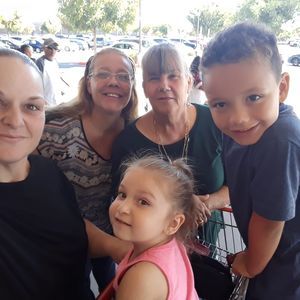 Meet your Posher, Sharon